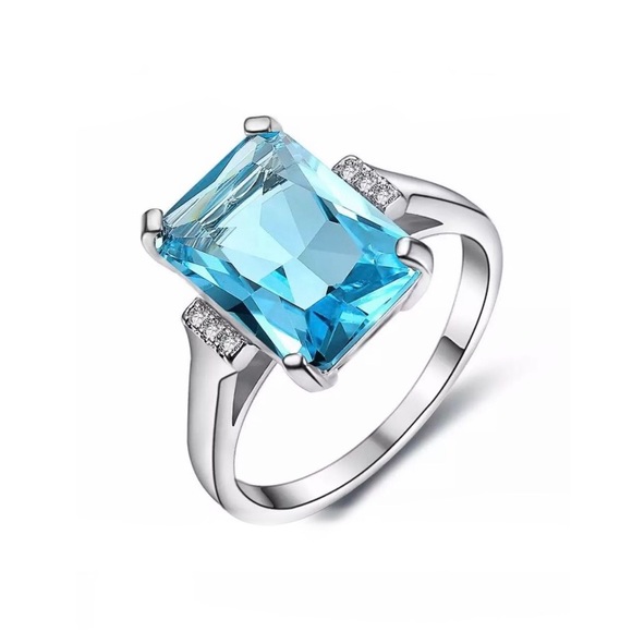 Gorgeous Stamped S925 Blue Aquamarine Ring - Picture 3 of 8